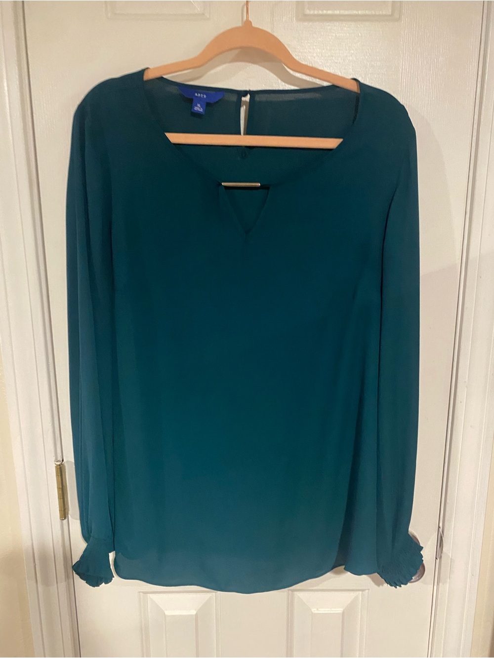 Apt. 9 Teal Long-Sleeve Keyhole Blouse